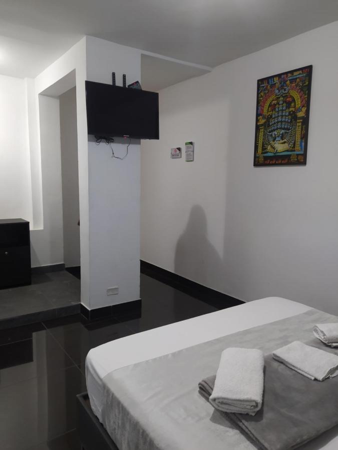 Hotel Aura Medellin Exterior photo